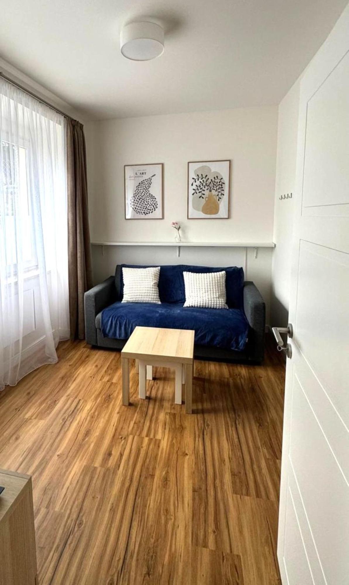 Short Way Apartments Прага Экстерьер фото